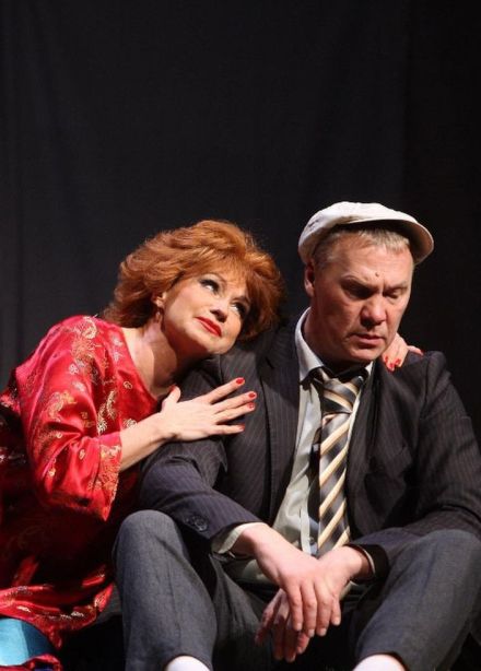 Спектакль «Любовь и голуби», Альметьевск