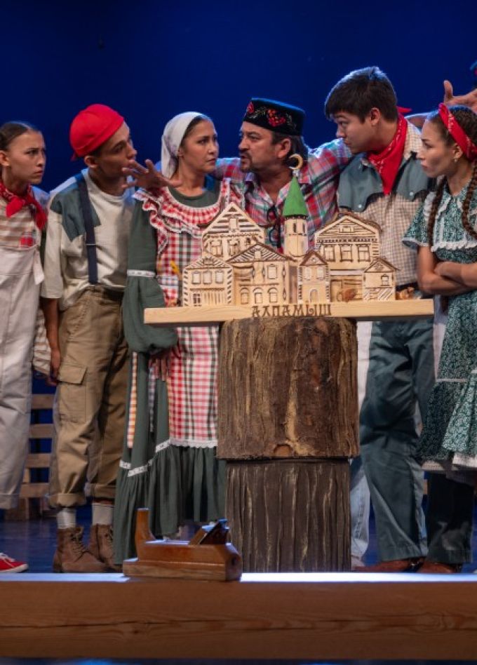 Спектакль «Мы – парни из деревни / Без бит авыл малае»