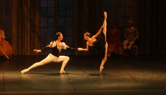 Балет «Лебединое озеро»