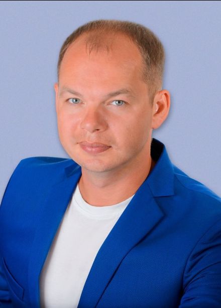 Алексей Брянцев